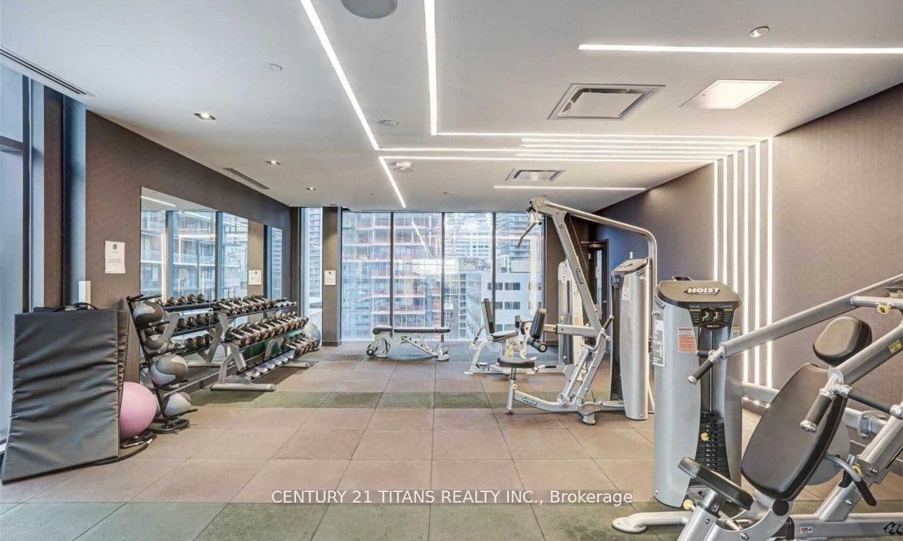 330 Richmond Street W, Unit 616 - Image 4