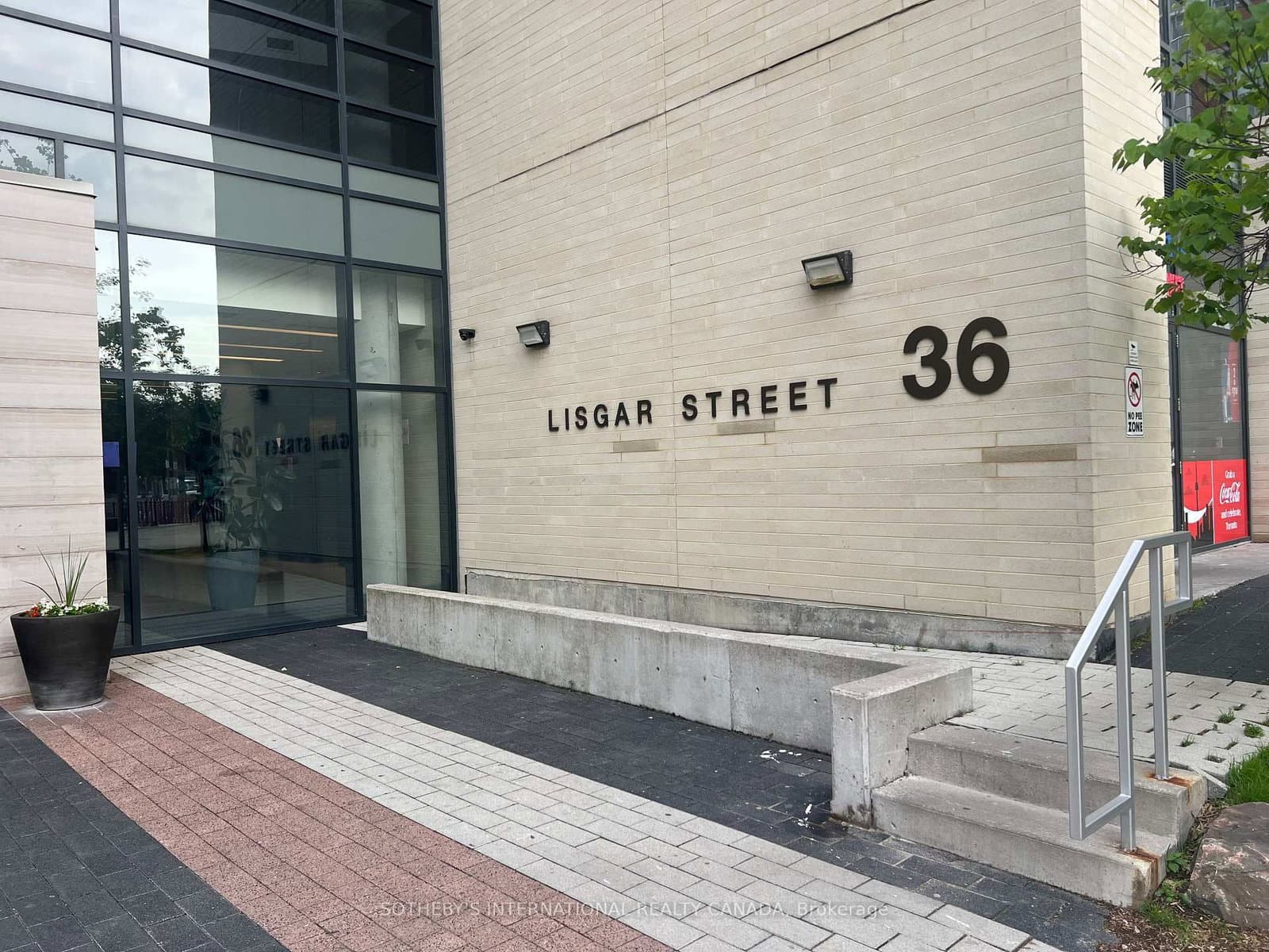 36 Lisgar Street, Unit 815 - Image 2