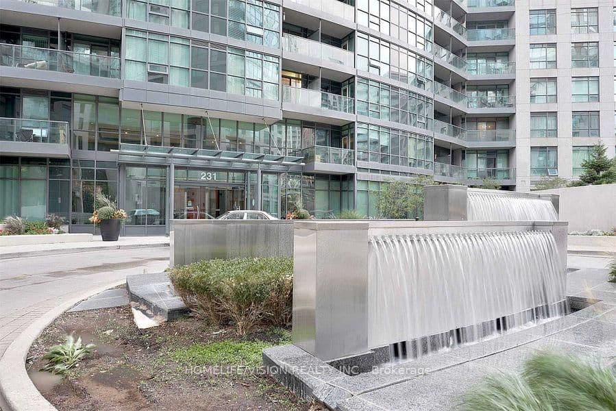 231 Fort York Boulevard, Unit 816 - Image 5