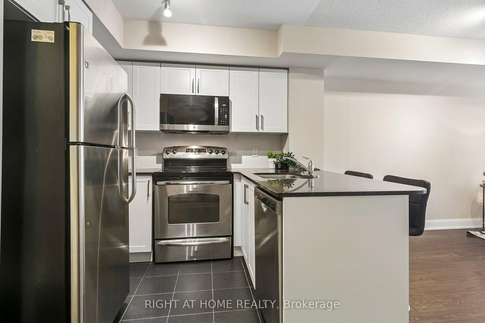 2181 Yonge Street, Unit 2804 - Image 5