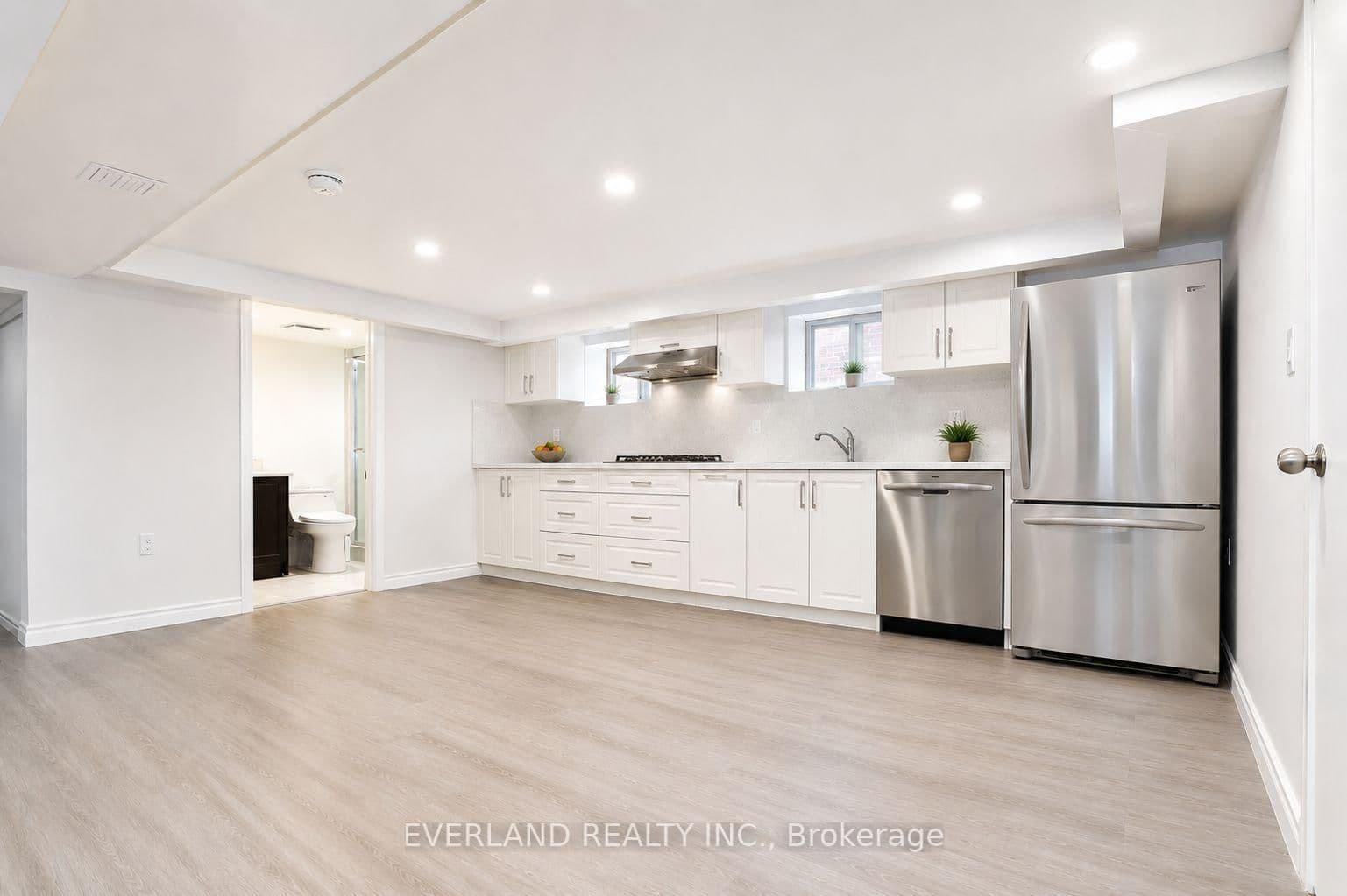 1751 Bayview Avenue, Unit Unit A - Image 3