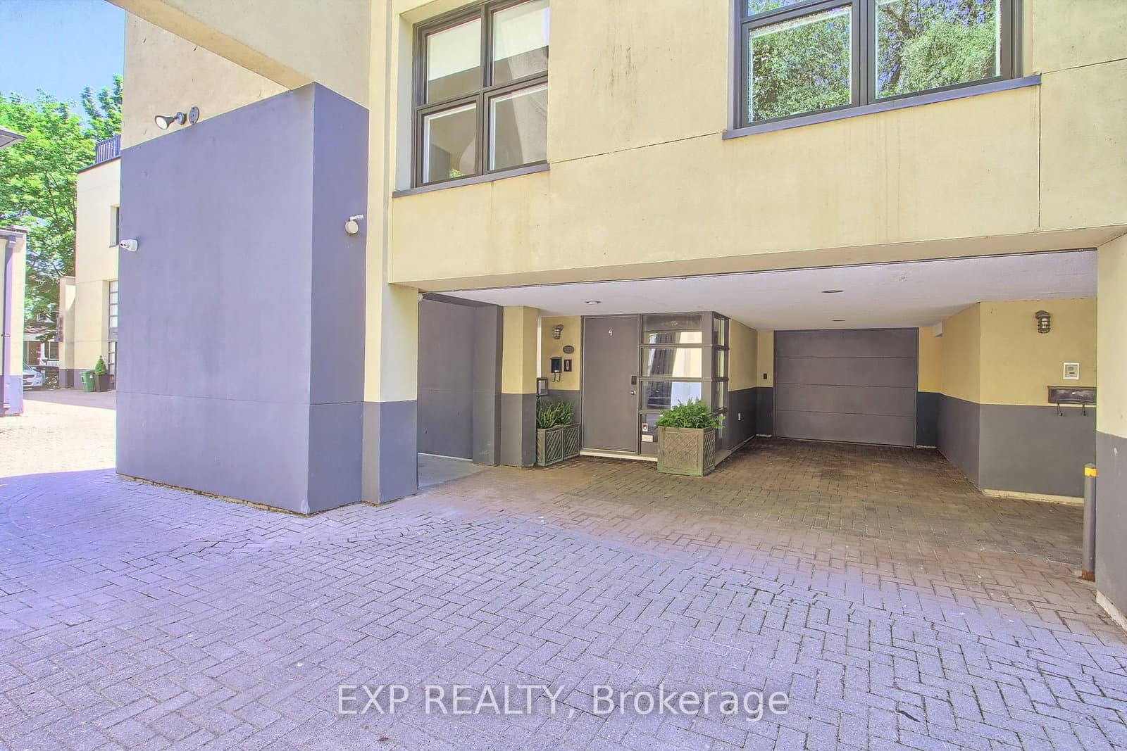 306 Sackville Street, Unit 4 - Image 2