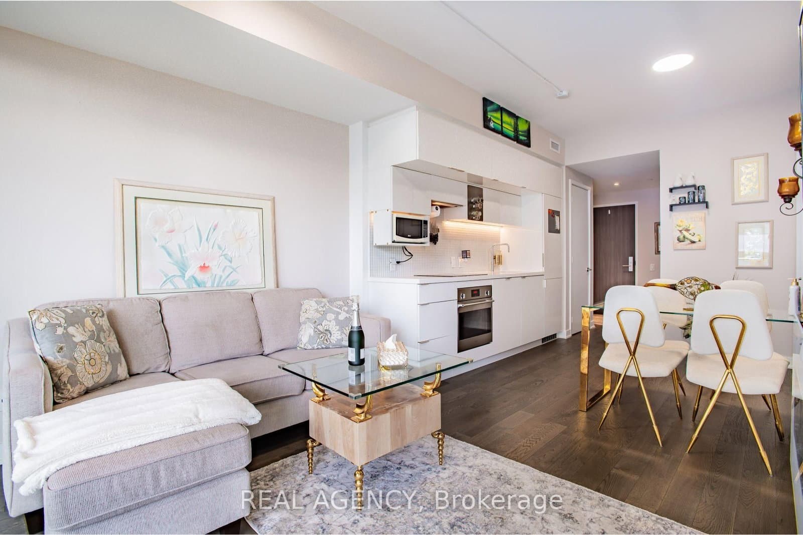 185 Roehampton Avenue, Unit 2512 - Image 1