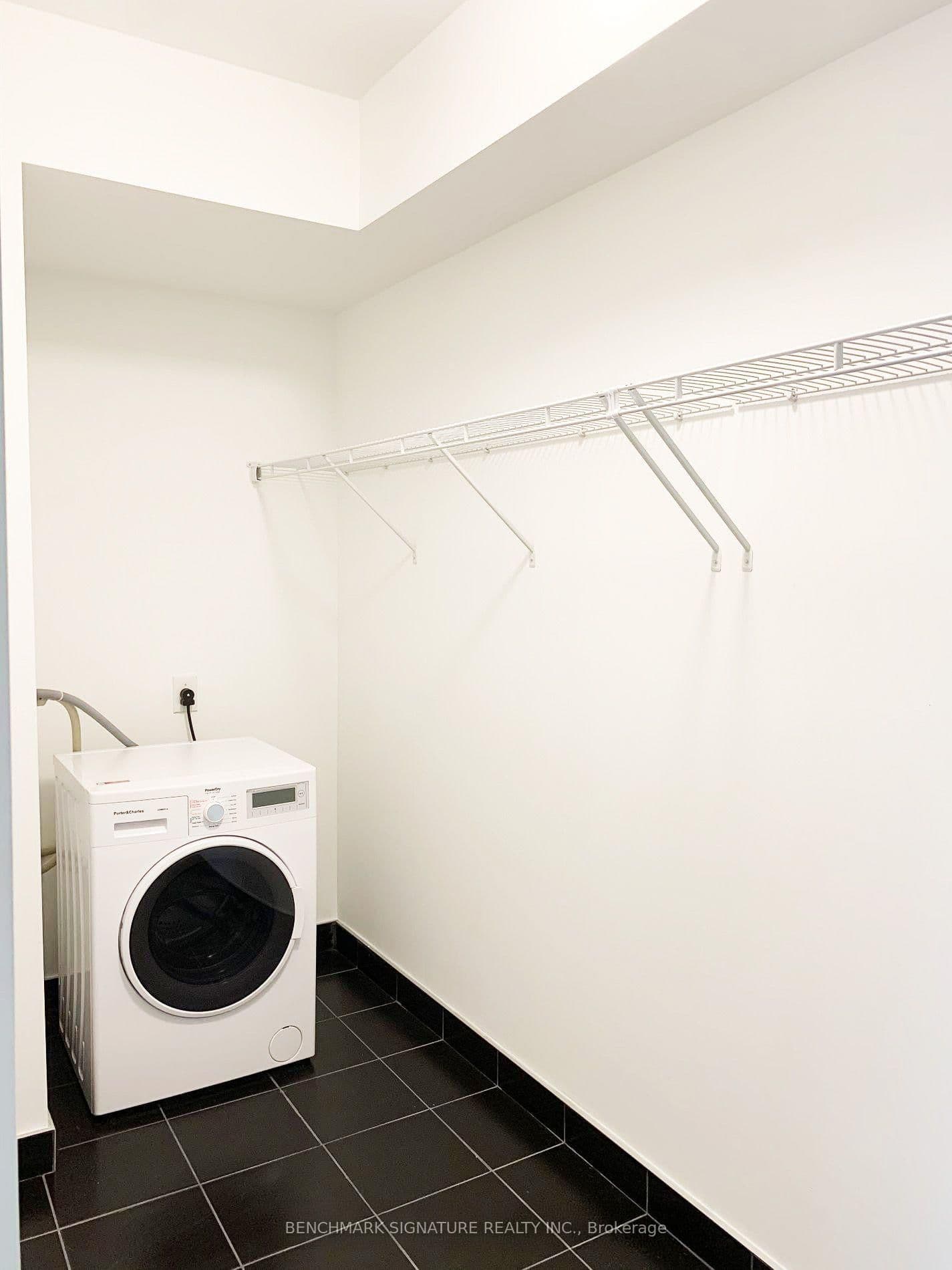 77 Shuter Street, Unit 513 - Image 6