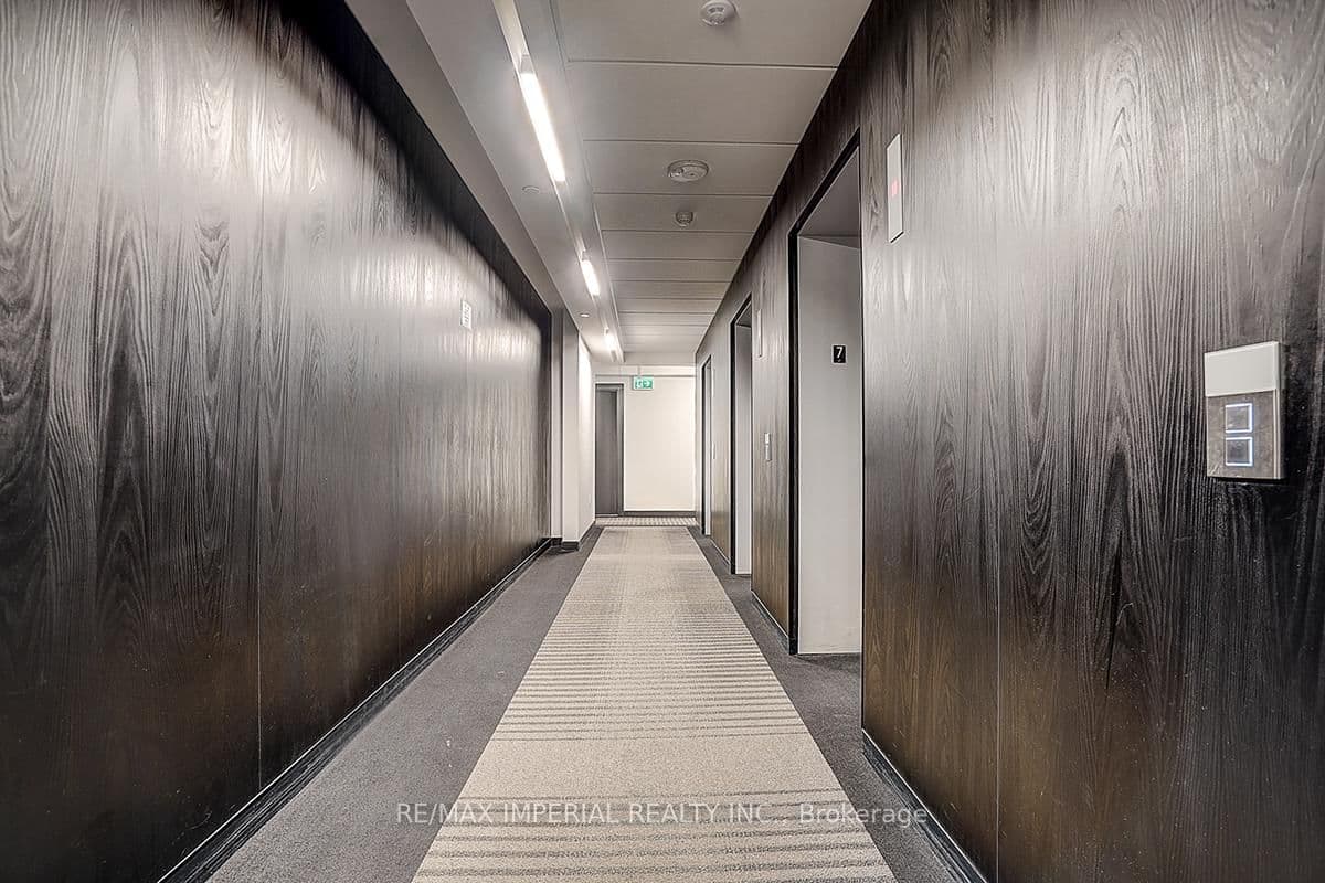 77 Shuter Street, Unit 710 - Image 2