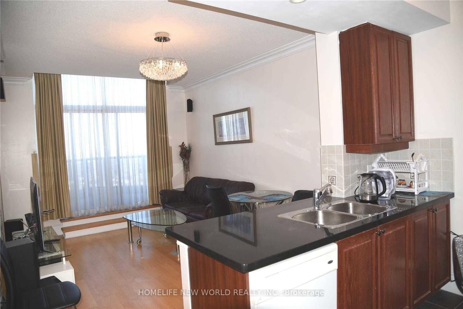 10 Northtown Way, Unit Sph3 - Image 3
