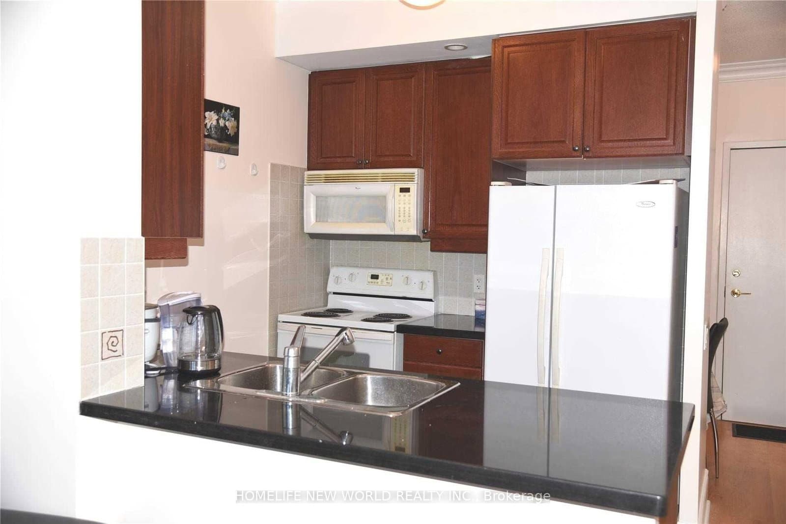 10 Northtown Way, Unit Sph3 - Image 4
