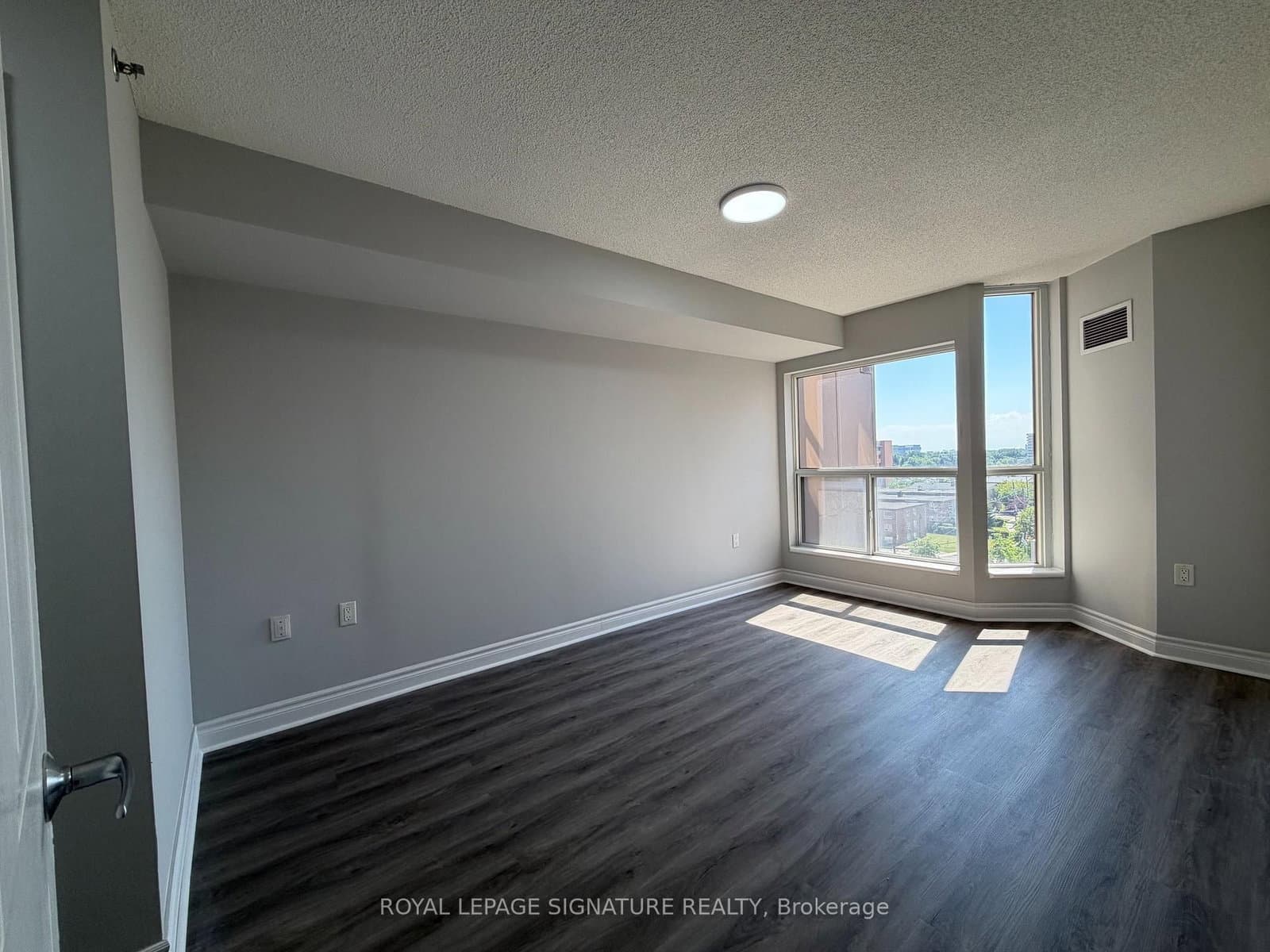 2 Neptune Drive, Unit 816 - Image 3