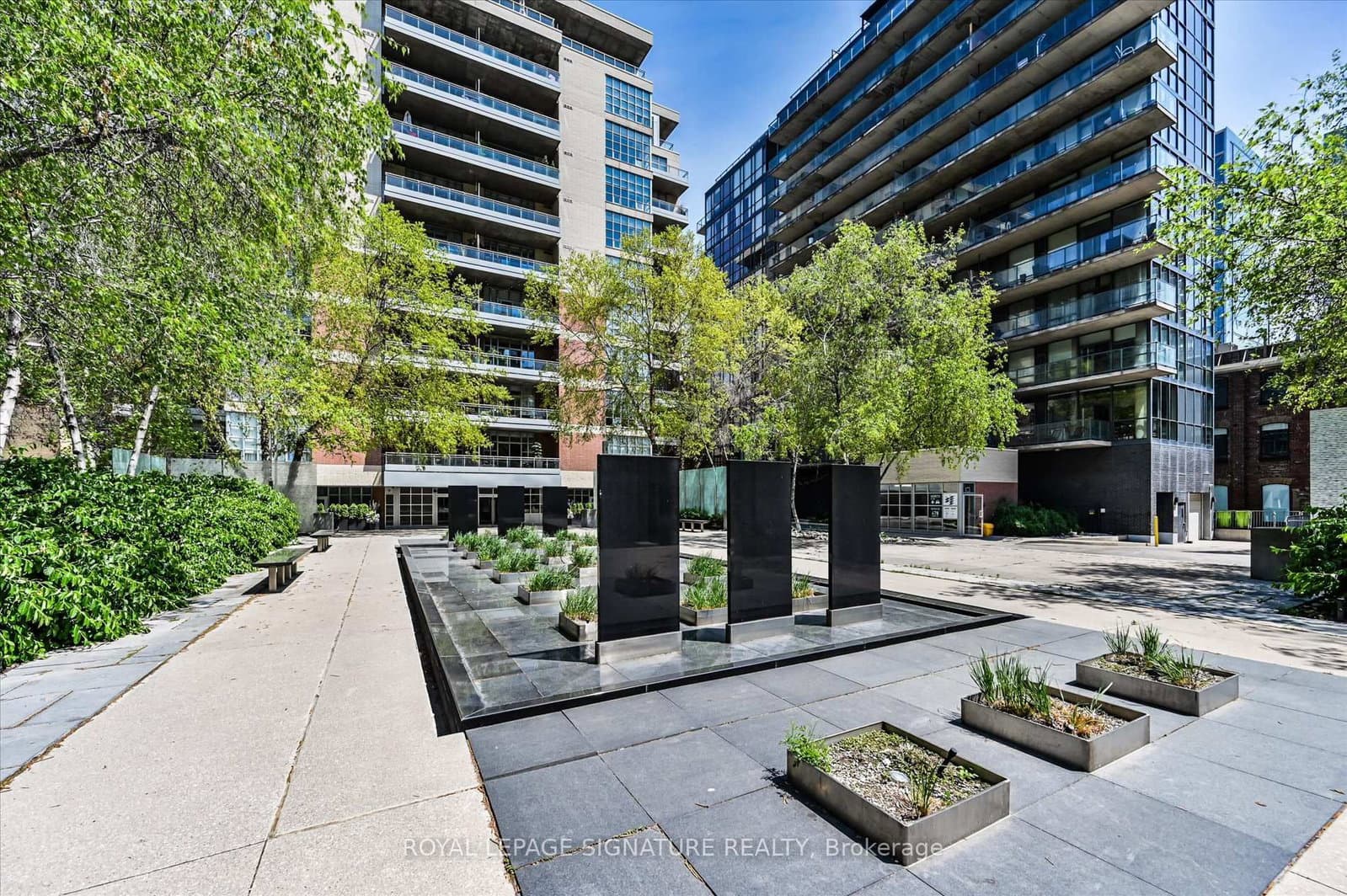 399 Adelaide Street W, Unit 420 - Image 2