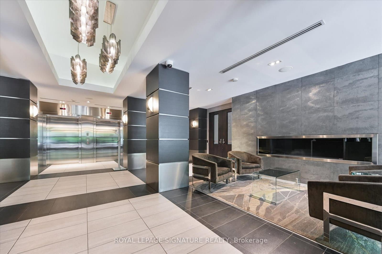 399 Adelaide Street W, Unit 420 - Image 3