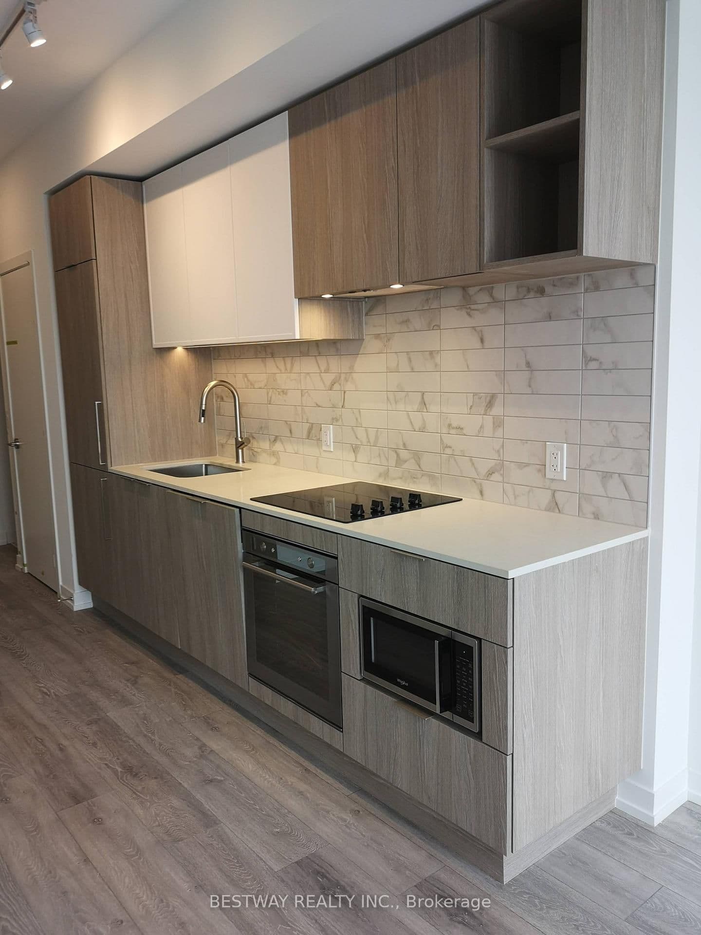 2020 Bathurst Street, Unit 1611 - Image 4