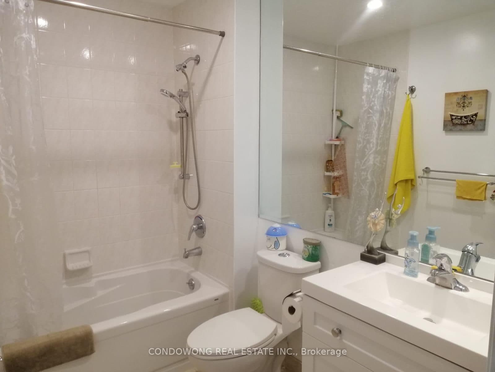 168 Simcoe Street, Unit 1118 - Image 3