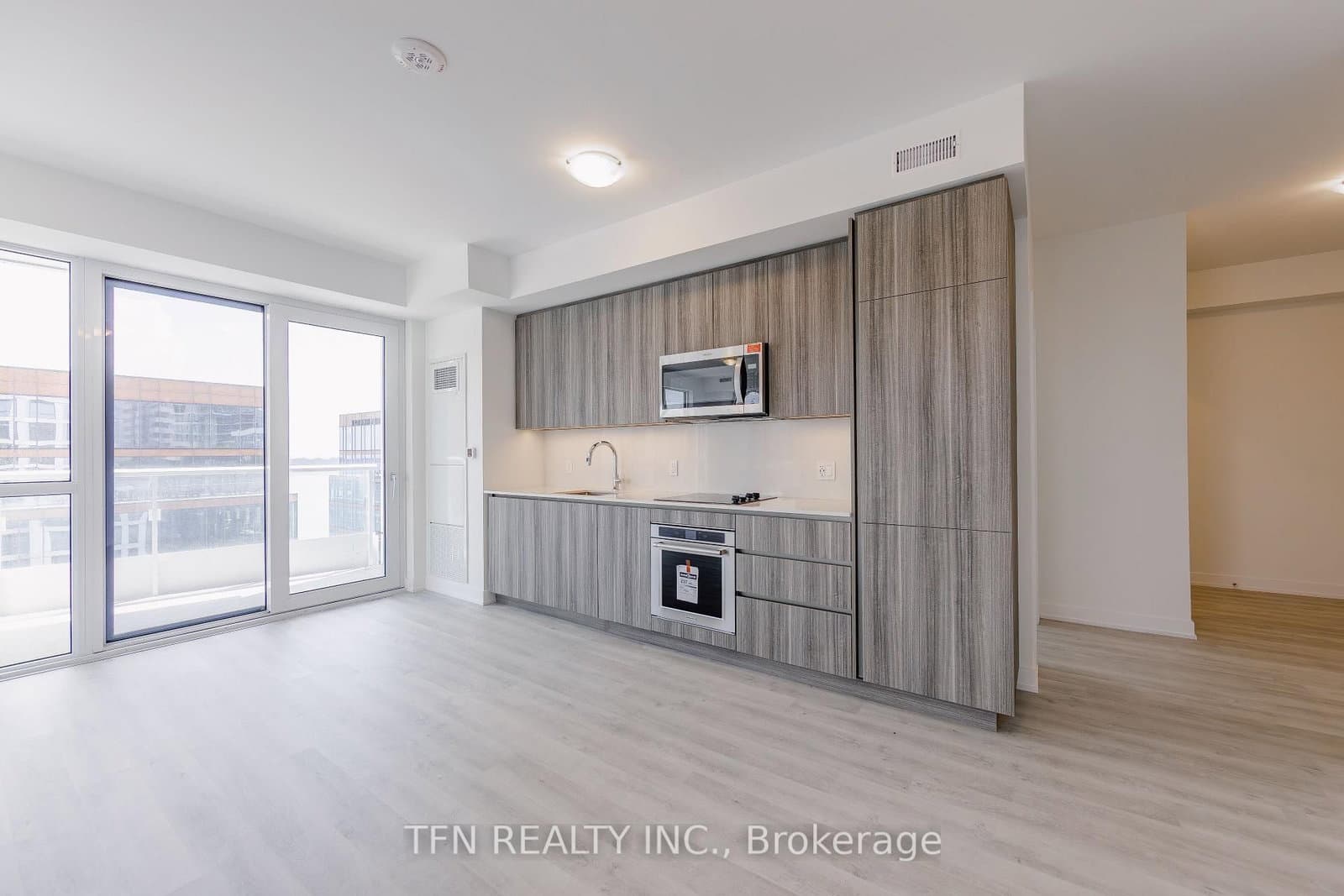 15 Richardson Street, Unit 1313 - Image 4