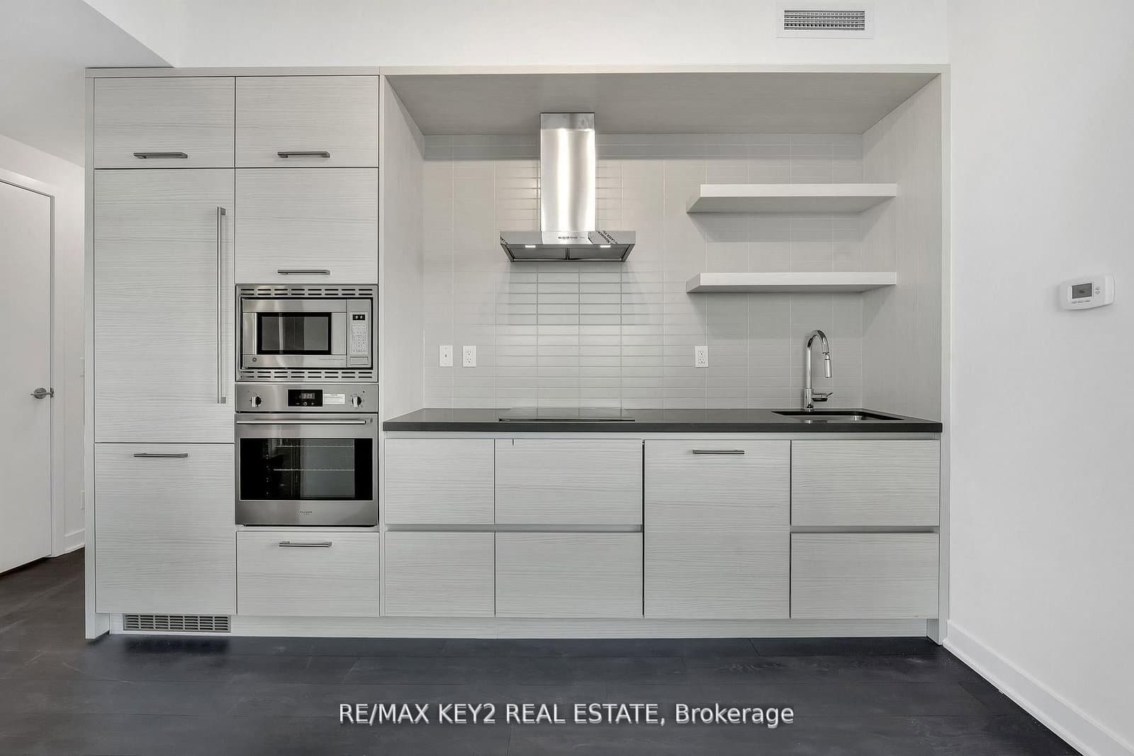 2221 Yonge Street, Unit 3402 - Image 2