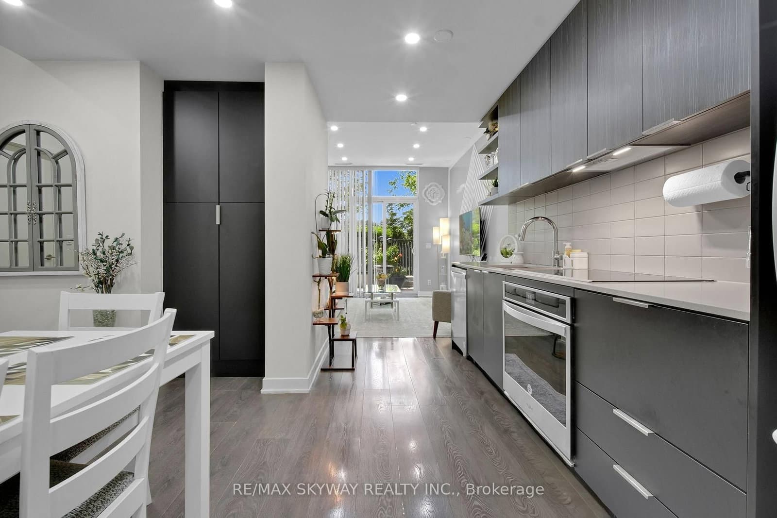 6 sonic Way, Unit 103 - Image 3