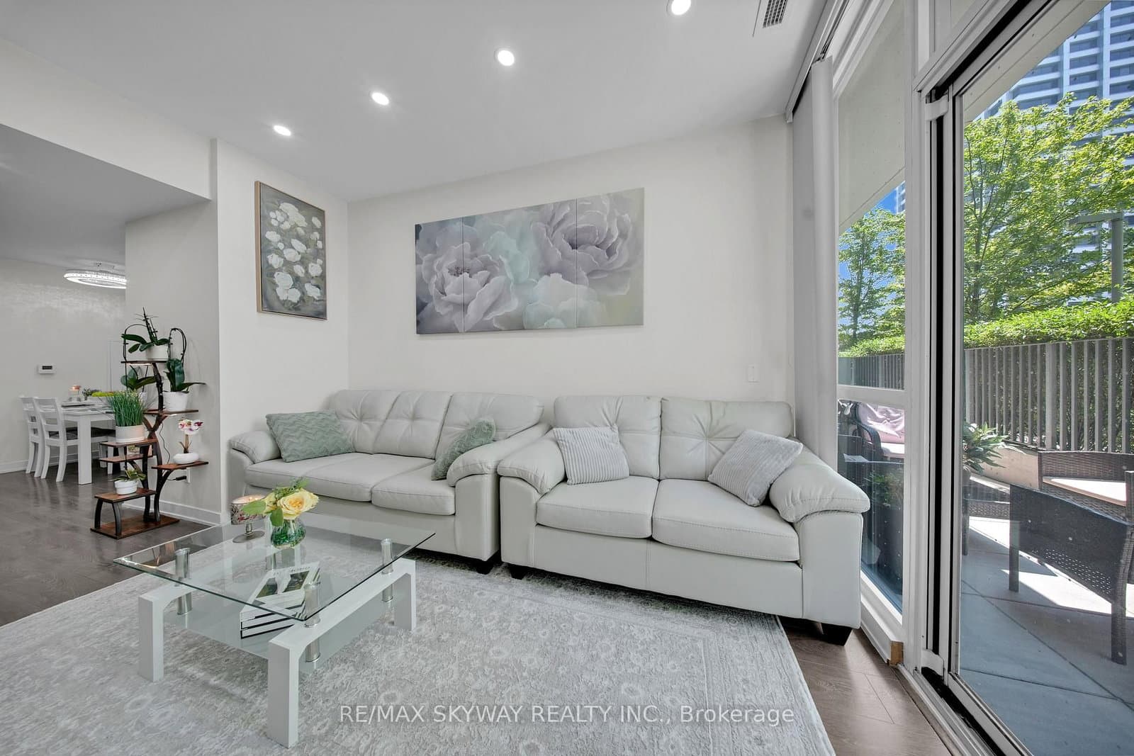 6 sonic Way, Unit 103 - Image 4