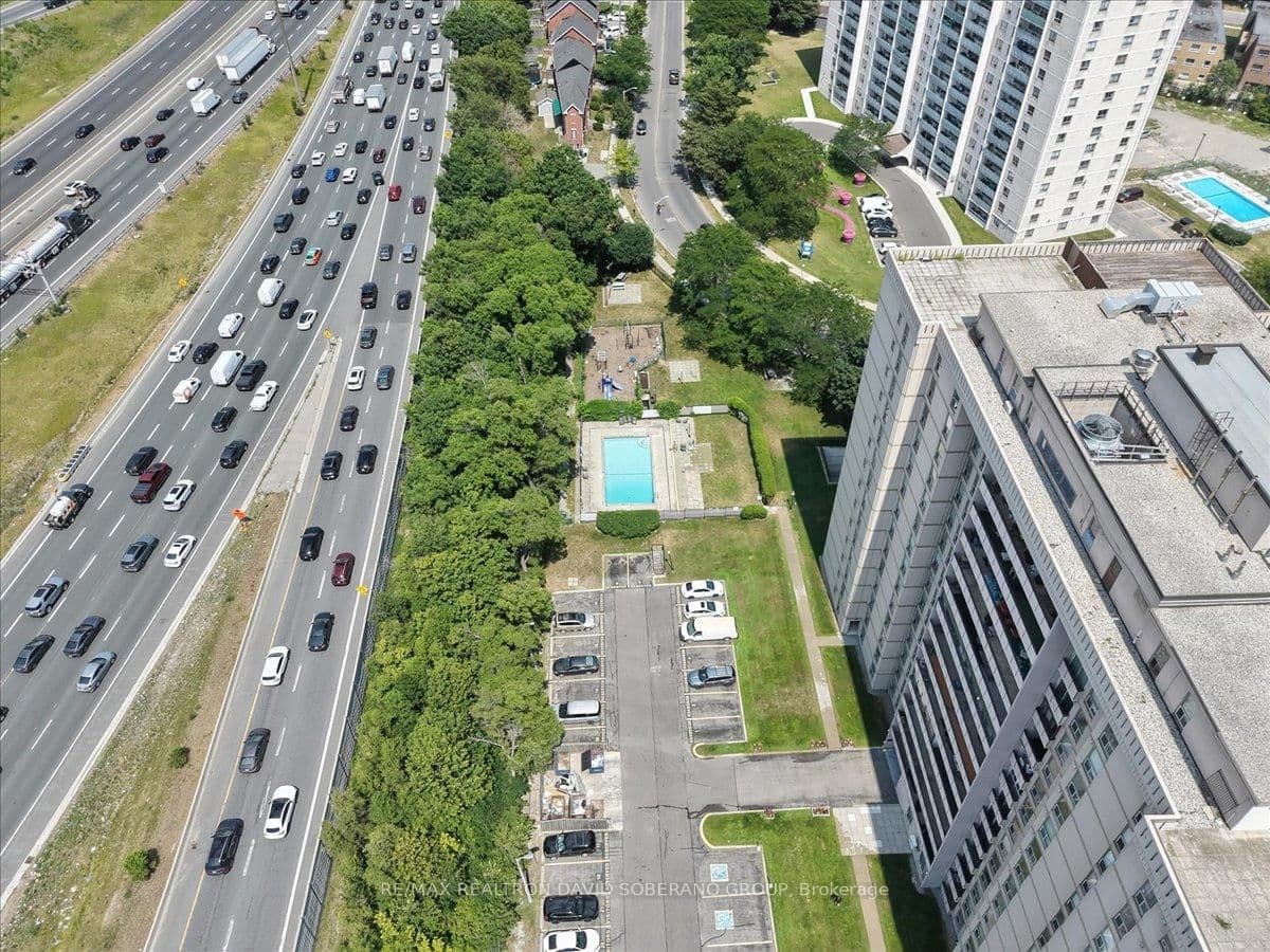 130 Neptune Drive, Unit 601 - Image 3