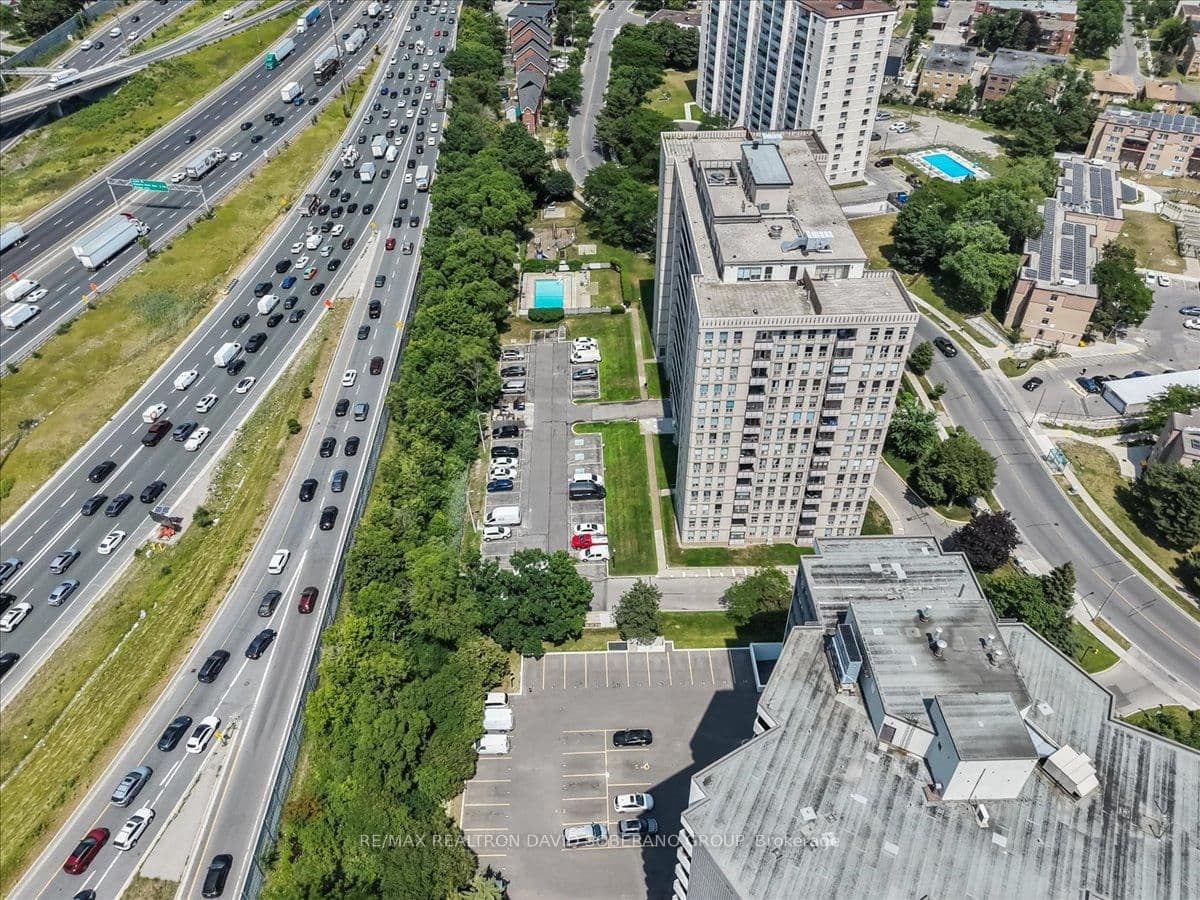 130 Neptune Drive, Unit 601 - Image 4