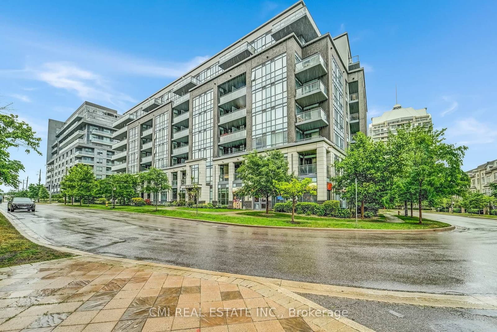 17 Kenaston Gardens, Unit 509 - Image 2
