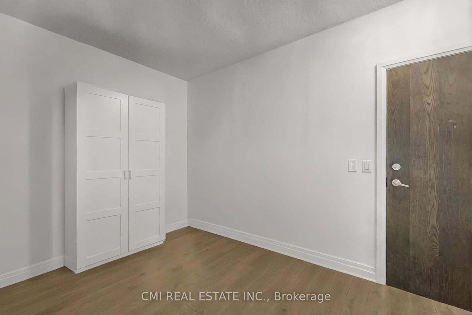 17 Kenaston Gardens, Unit 509 - Image 6
