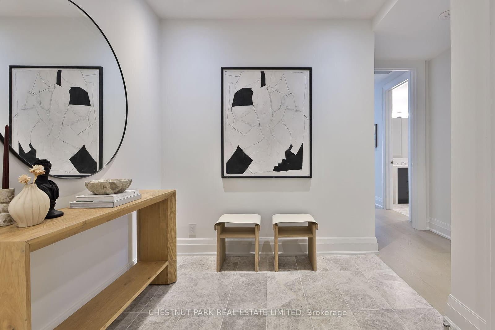 10 Prince Arthur Avenue, Unit 404 - Image 2