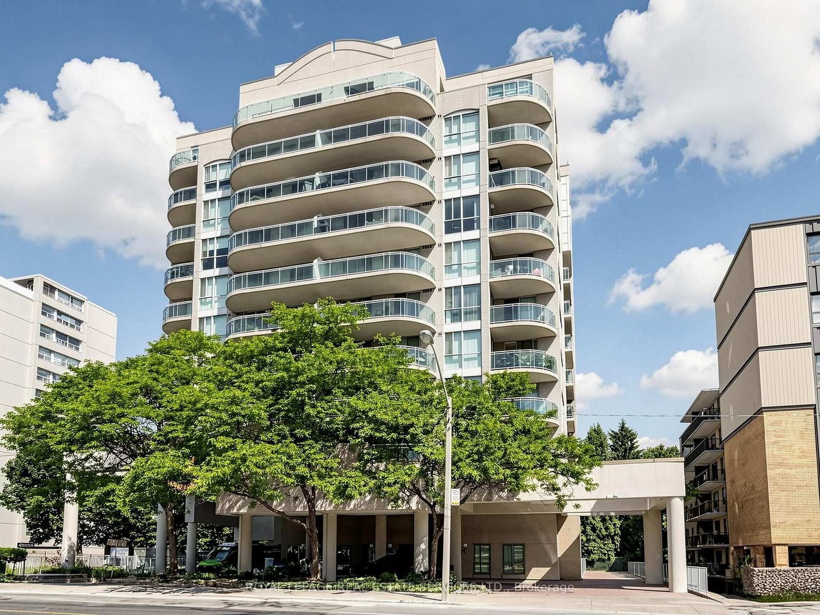 398 Eglinton Avenue, Unit 203 - Image 3