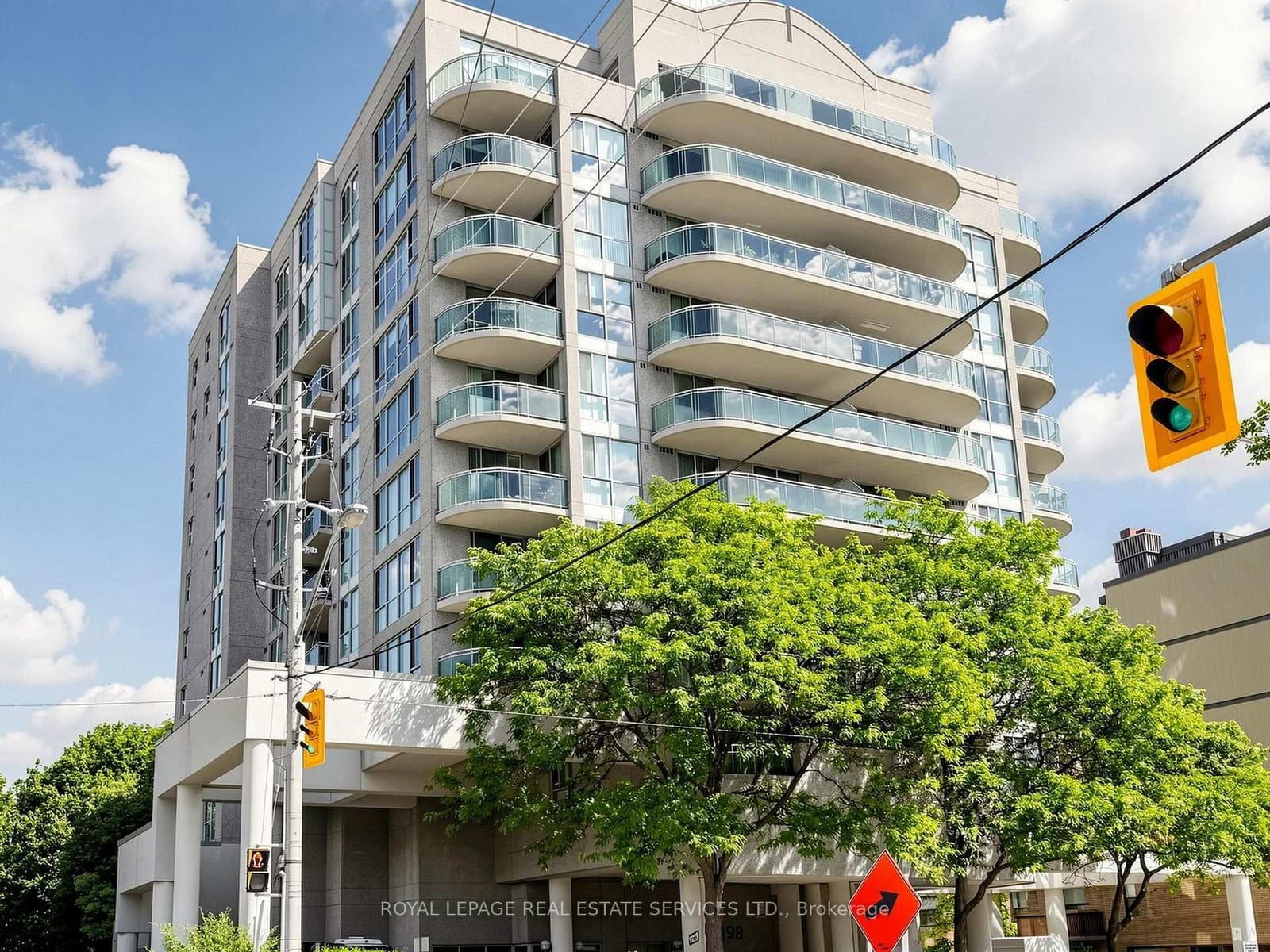 398 Eglinton Avenue, Unit 203 - Image 4