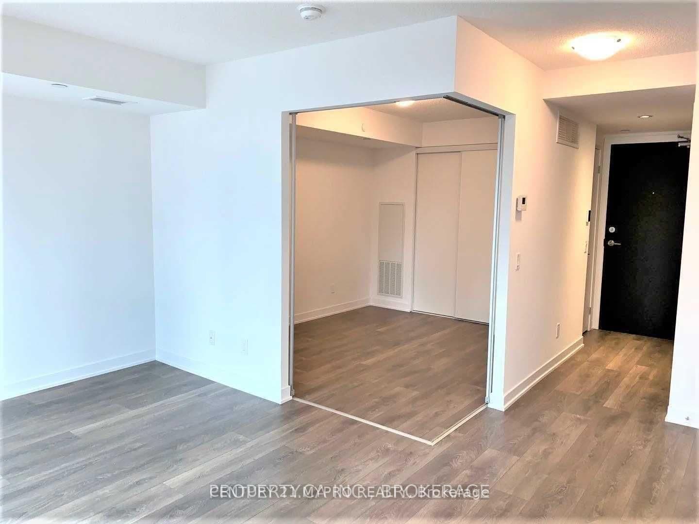 87 Peter Street, Unit 816 - Image 3