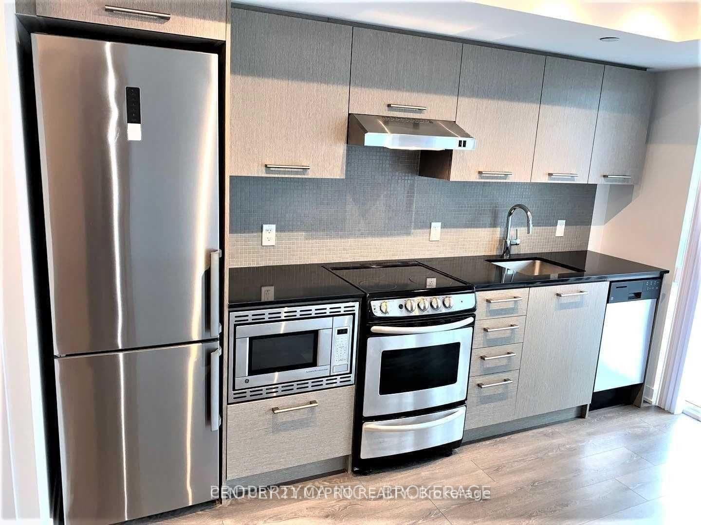 87 Peter Street, Unit 816 - Image 5