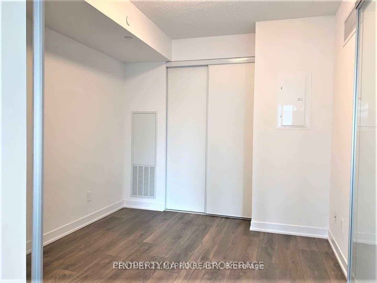 87 Peter Street, Unit 816 - Image 6