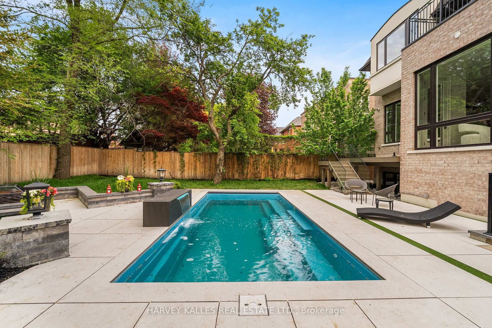 148 Munro Boulevard - Image 5