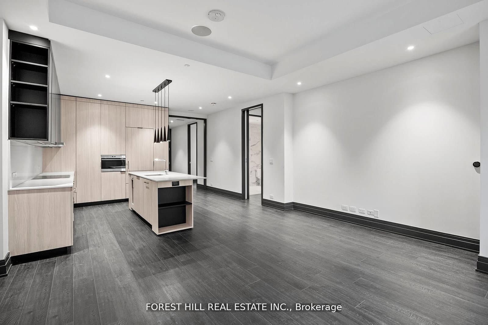2 Avenue Road, Unit 1402 - Image 4