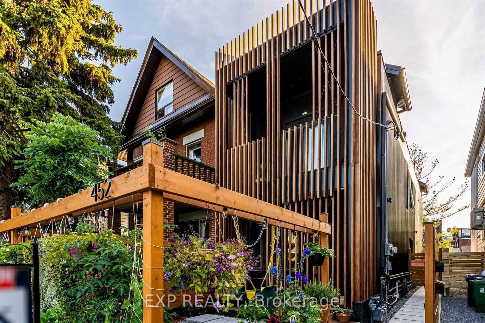 452 Montrose Avenue - Image 1