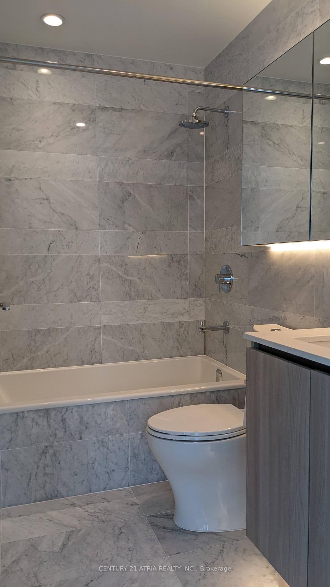 19 Bathurst Street, Unit 3306 - Image 5