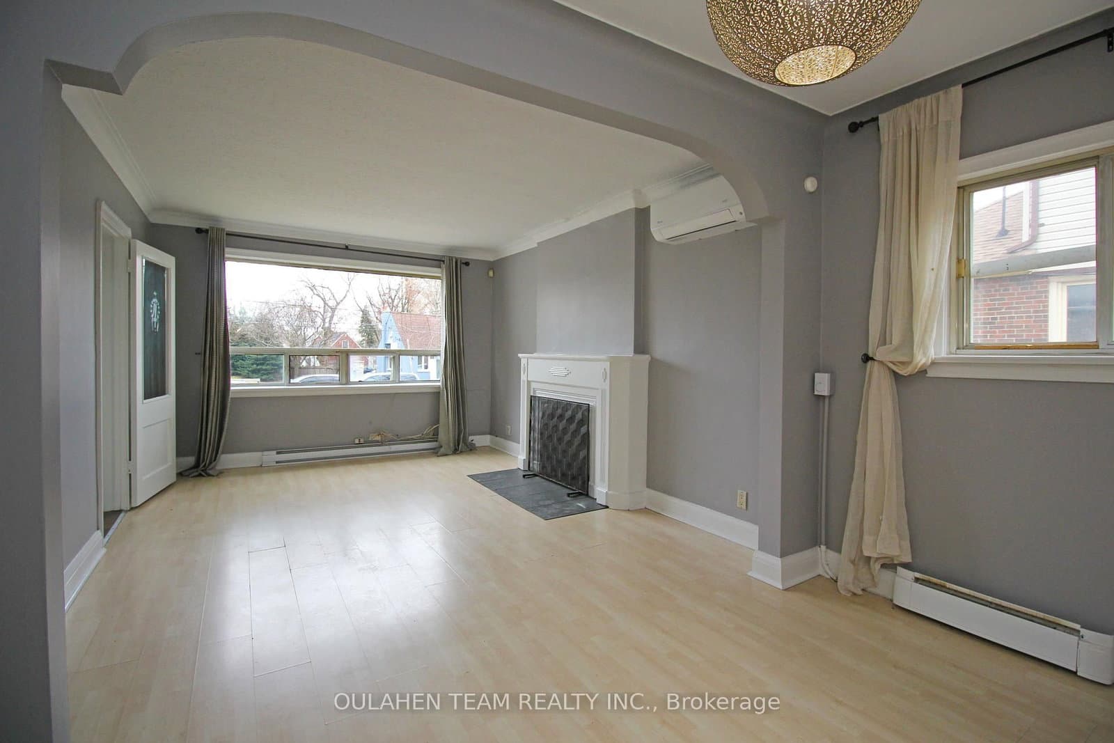 38 Finch Avenue W - Image 5