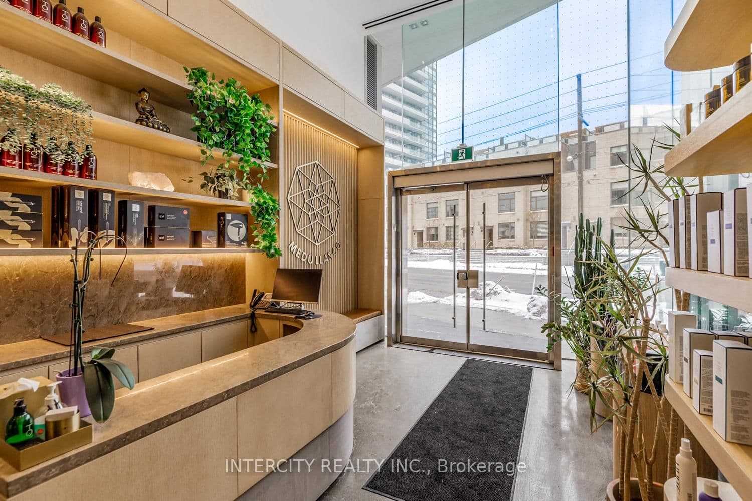 277 Davenport Road, Unit 102 - Image 3