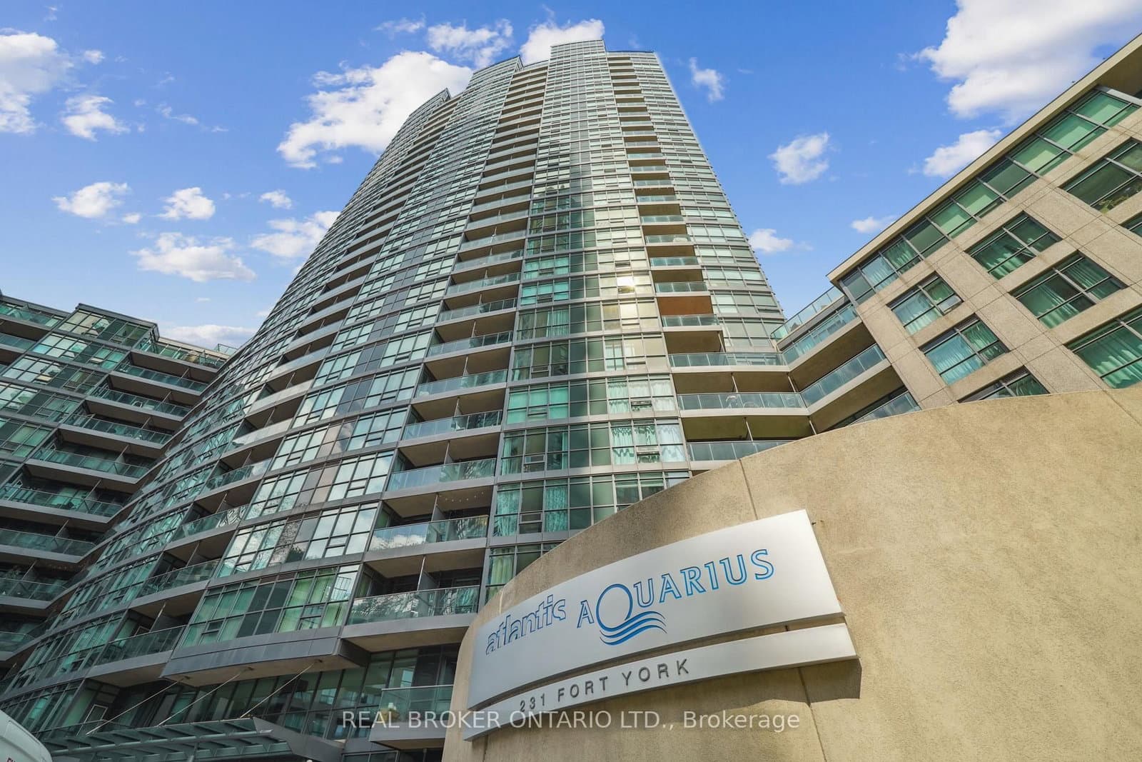 231 Fort York Boulevard, Unit 615 - Image 2