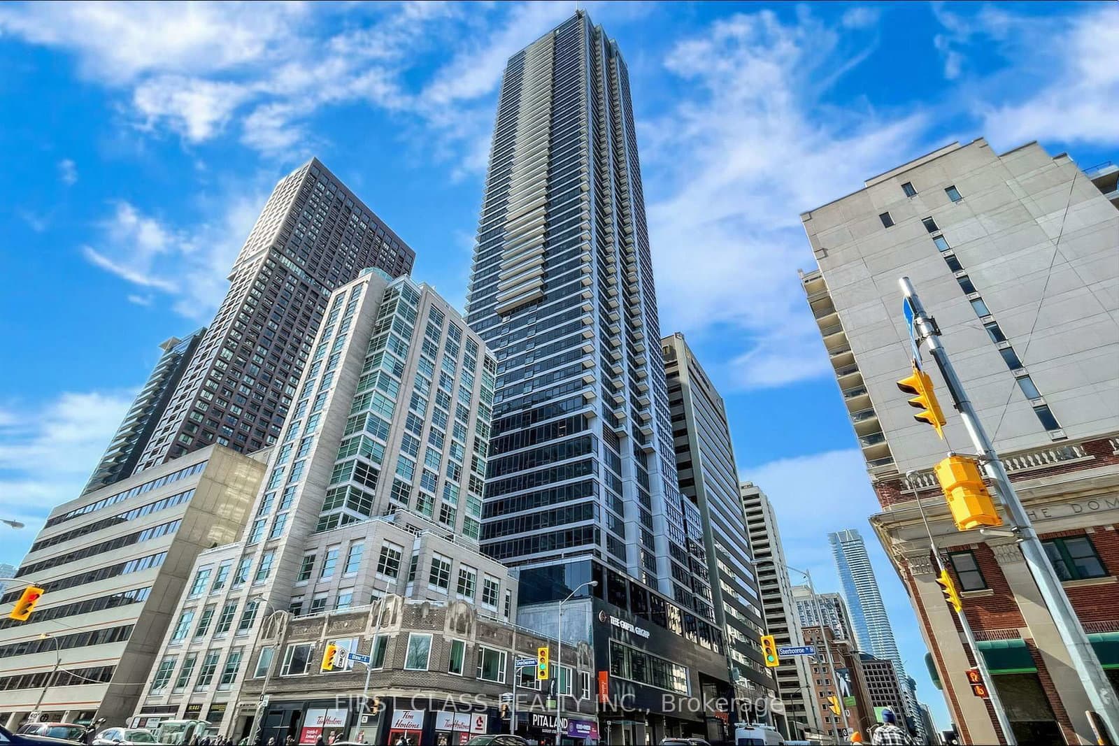 #4203 - 395 Bloor Street E