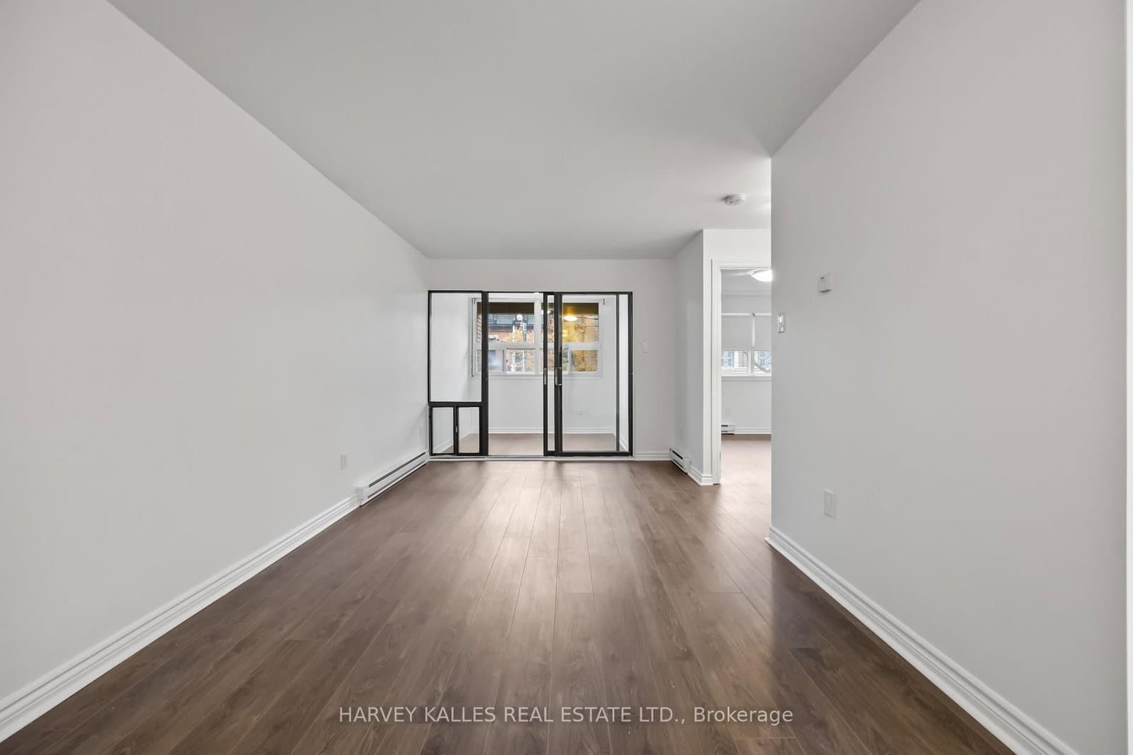 353 Queen Street, Unit 10 - Image 4