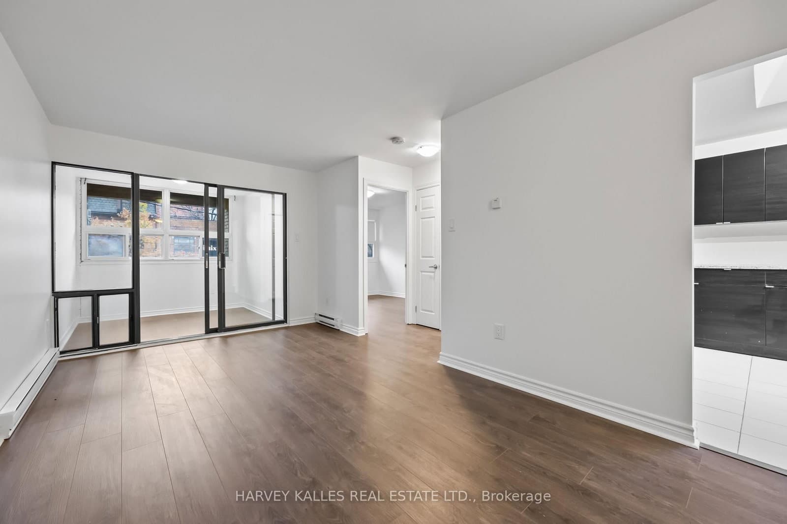 353 Queen Street, Unit 10 - Image 5