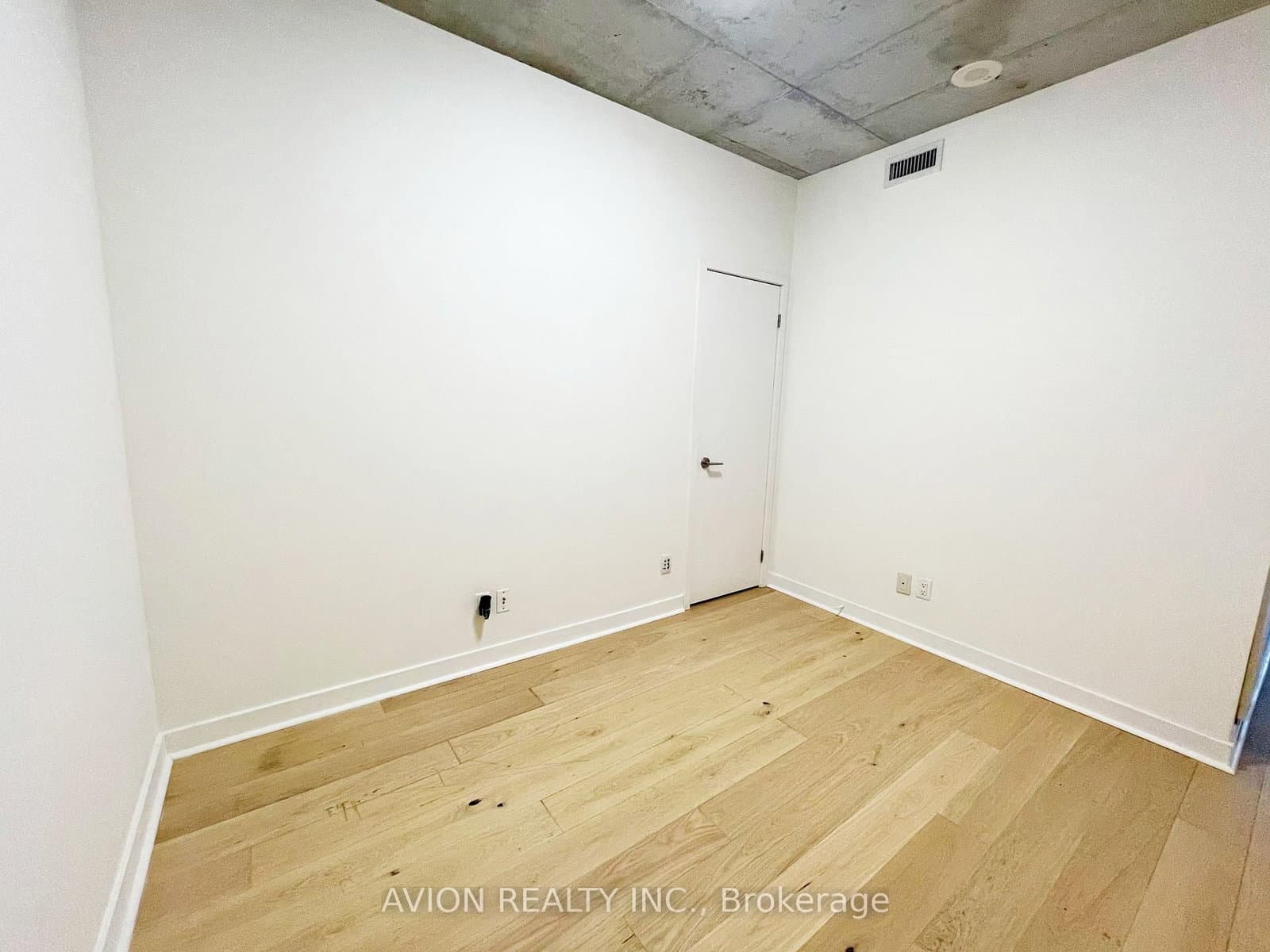 138 Princess Street, Unit 311 - Image 3