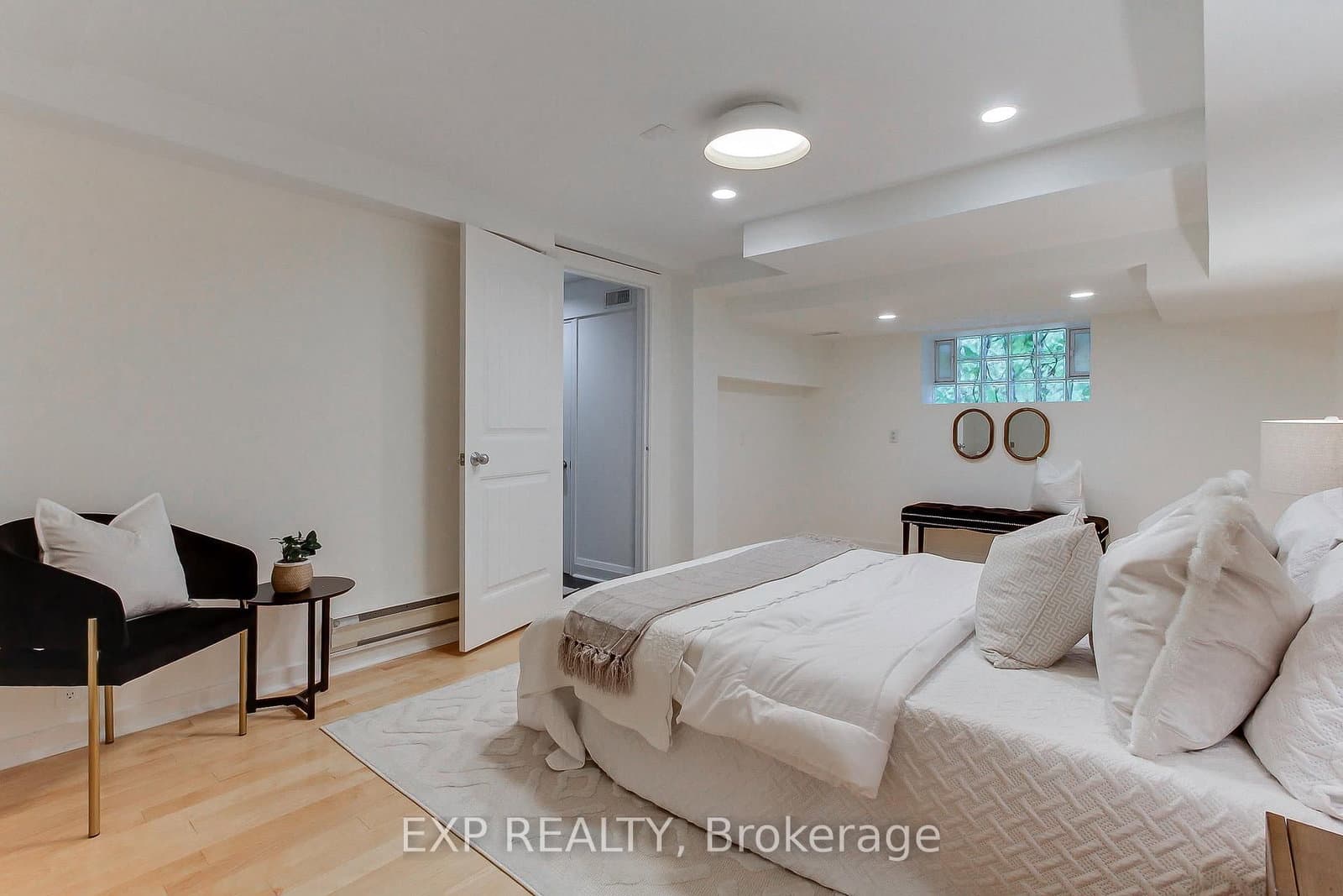 306 Sackville Street, Unit 4 - Image 5