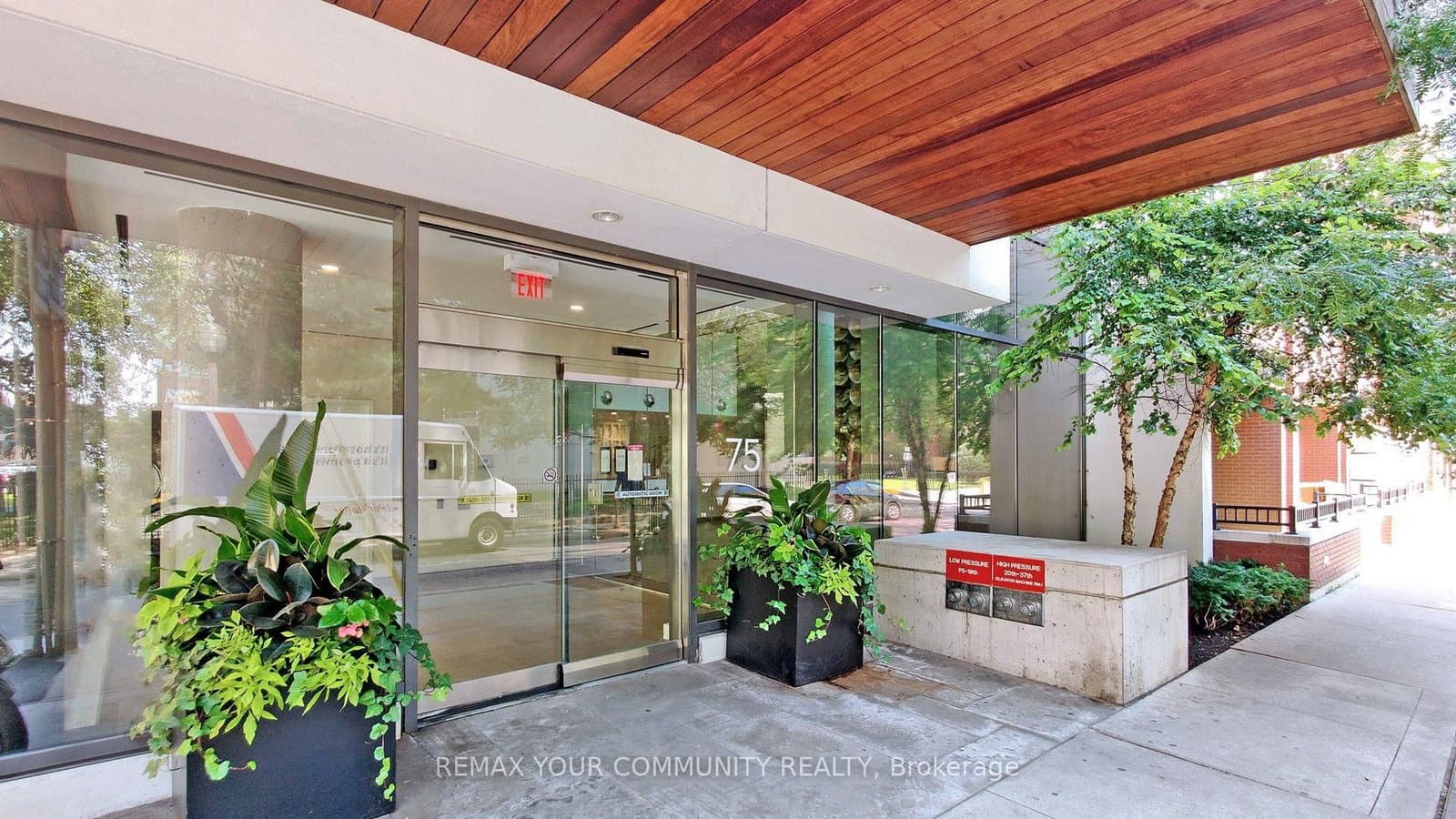 75 St Nicholas Street, Unit 2804 - Image 5