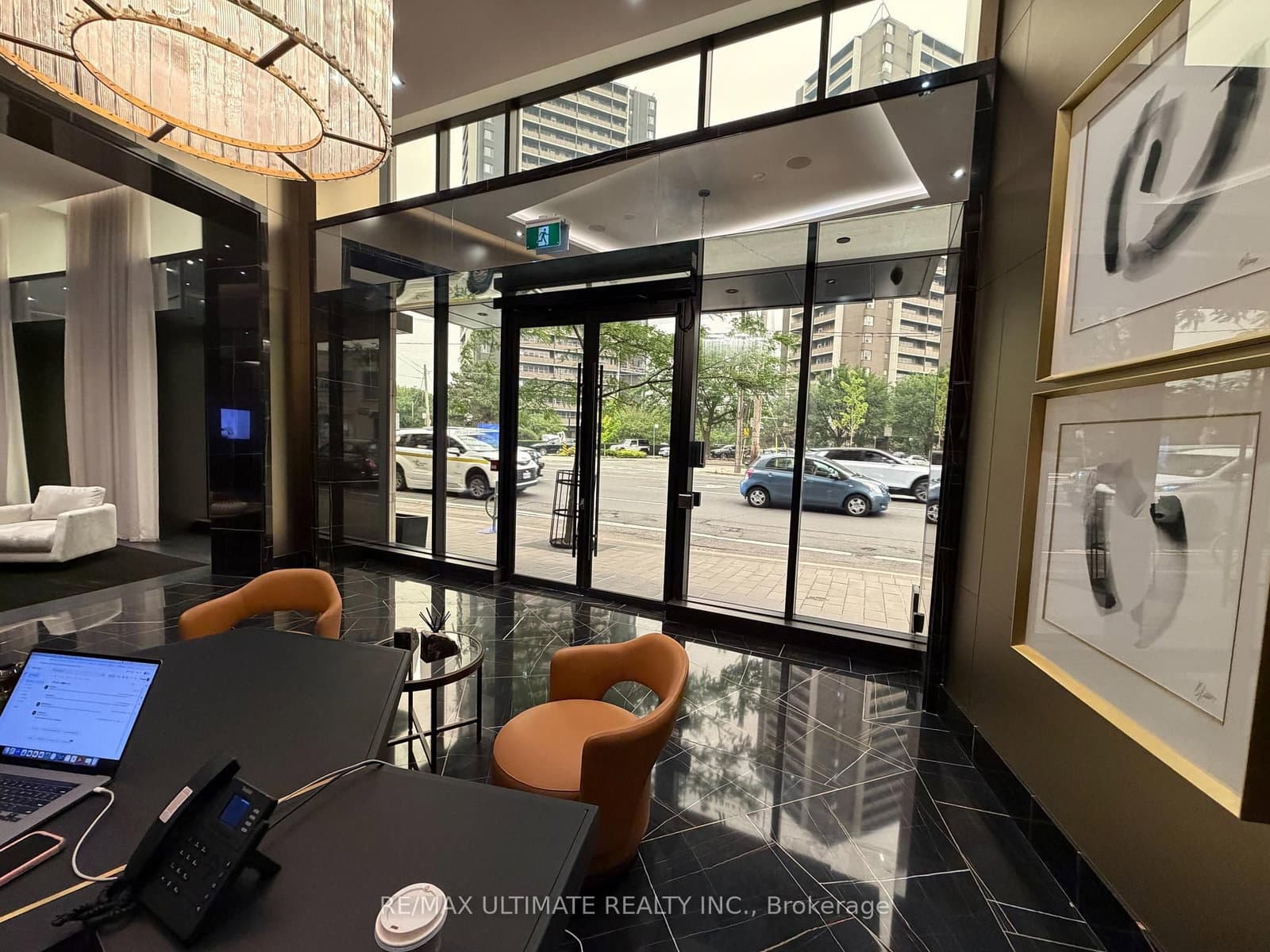 185 Davenport Road - Image 3