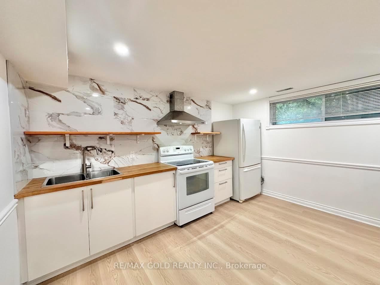 41 Fleetwell Court, Unit Bsmt - Image 3