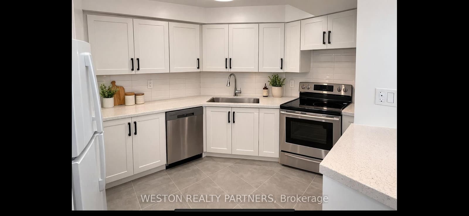 171 Erskine Avenue, Unit 1202 - Image 3