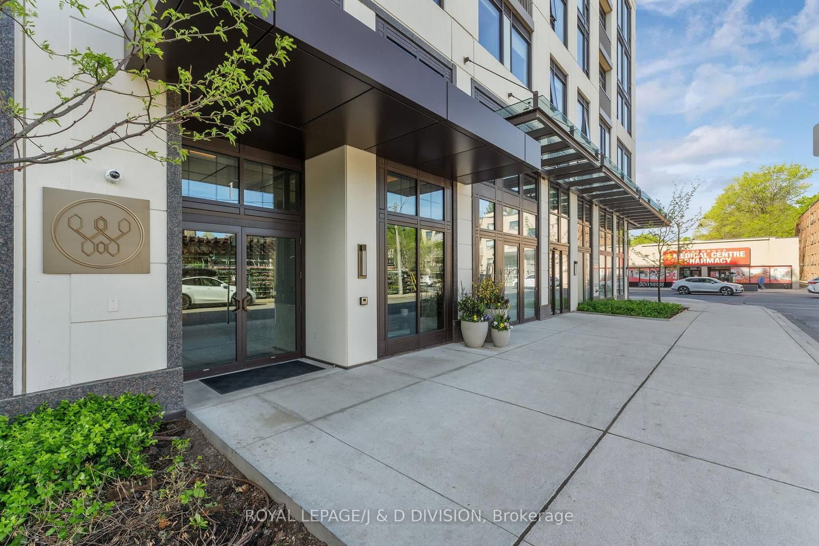 1 Strathgowan Avenue, Unit 710 - Image 4