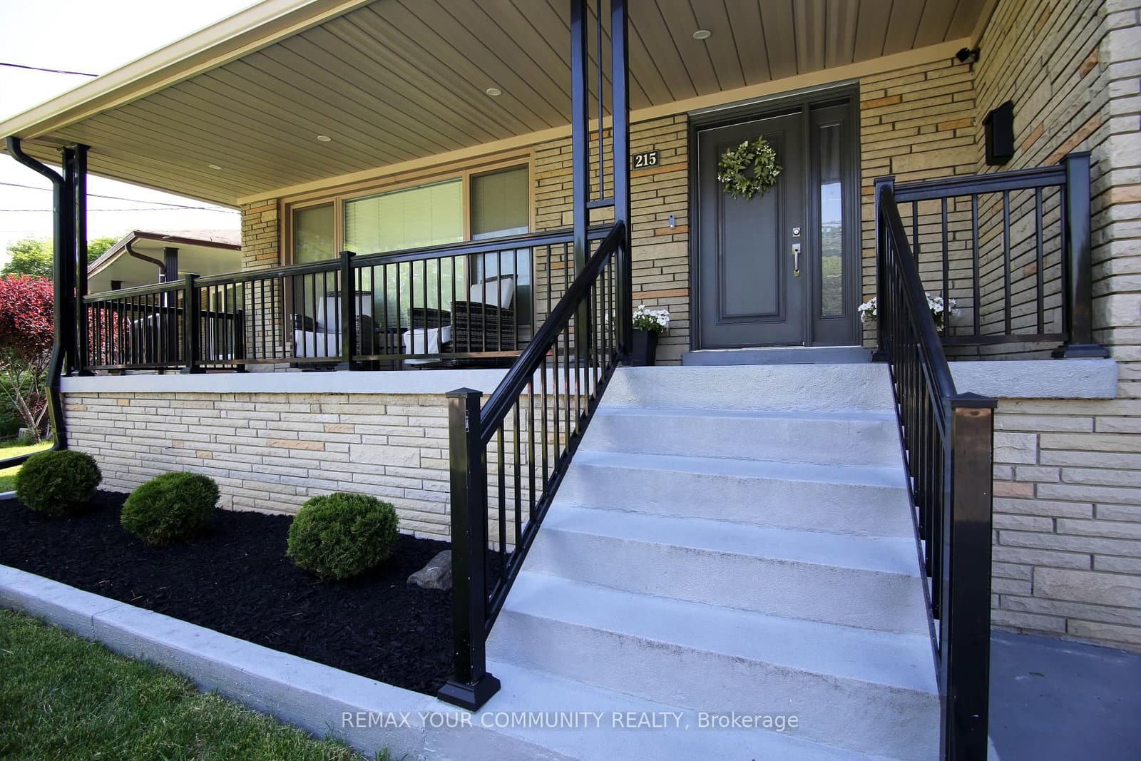 215 Honiton Street - Image 4
