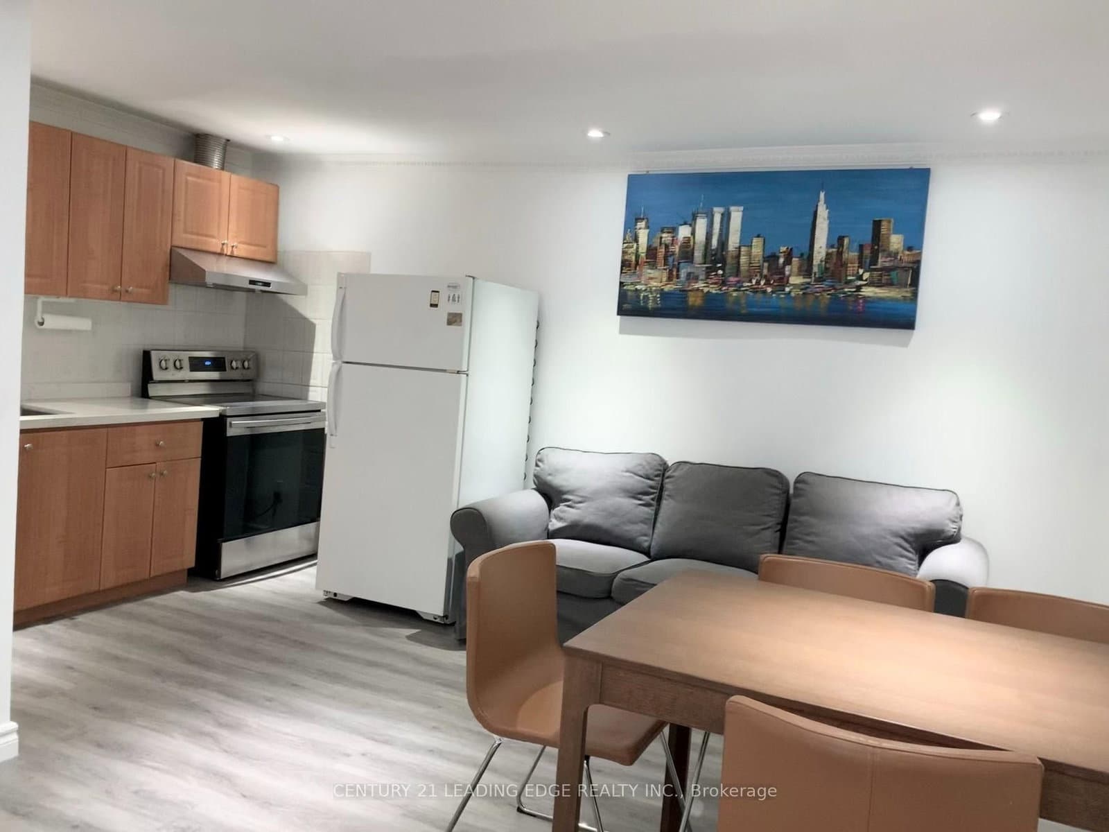 30 Huron Street, Unit Main Level Back