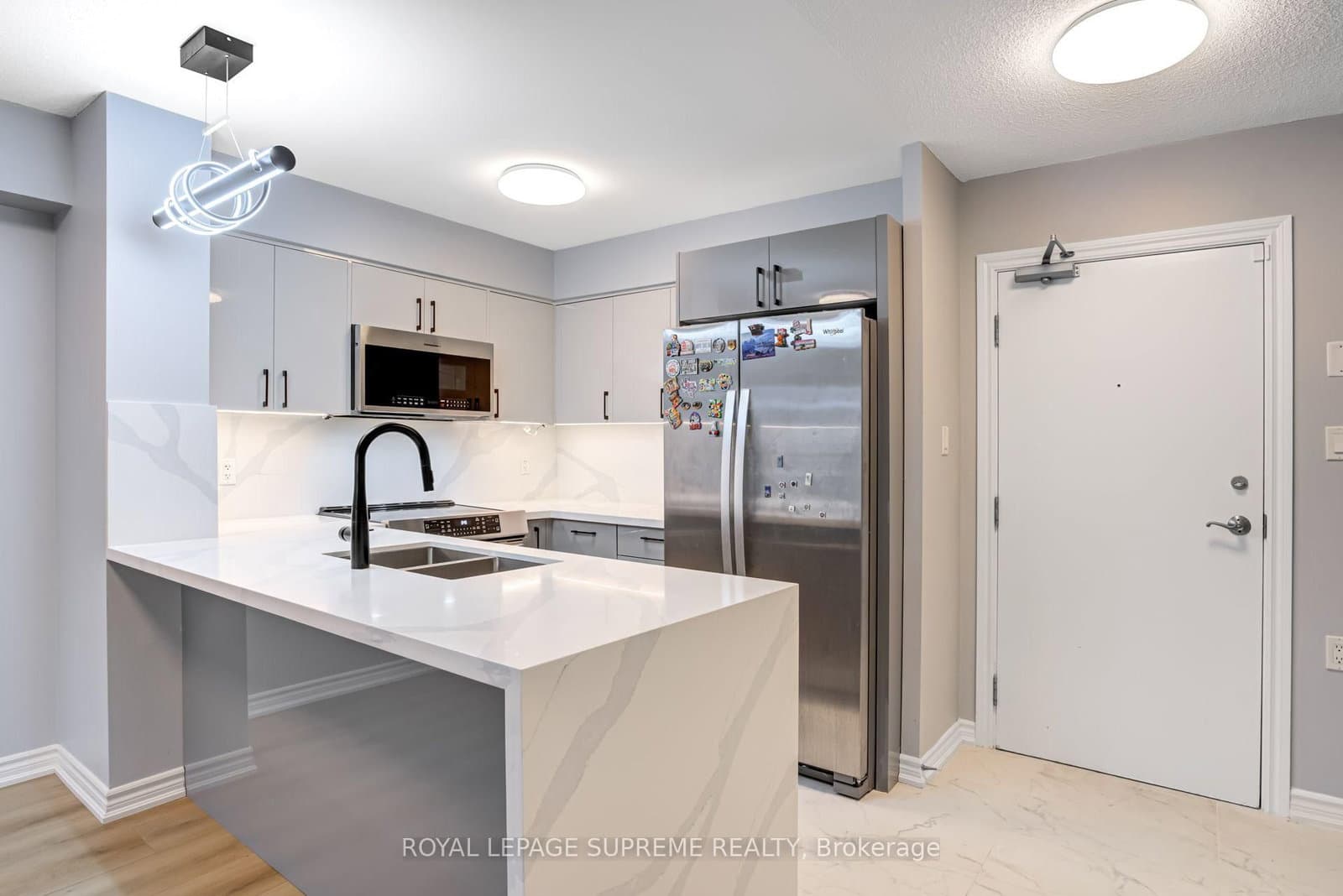 872 Sheppard Avenue W, Unit 301 - Image 4